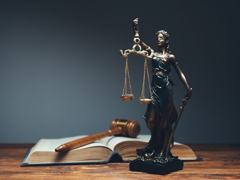 Advogado Crime De Administracao Publica
